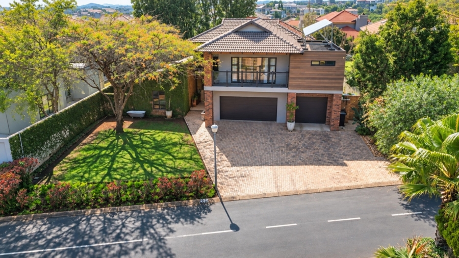 5 Bedroom Property for Sale in Xanadu Nature Estate North West